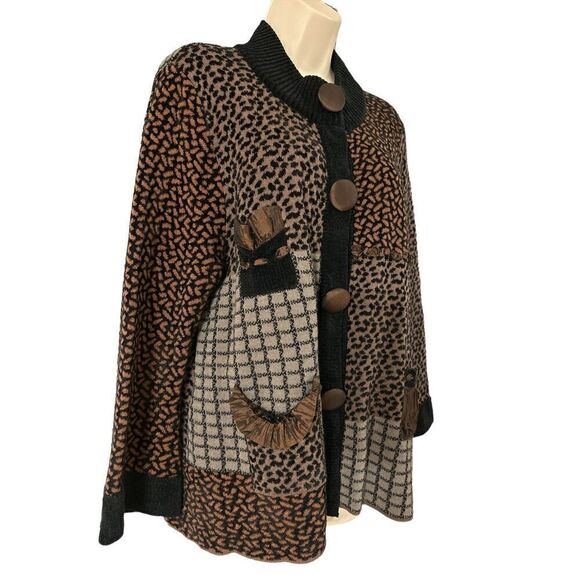 Z Brand Womens Wool Multi Print Snap Button Sweater Size Large Brown Black - Picture 3 of 10